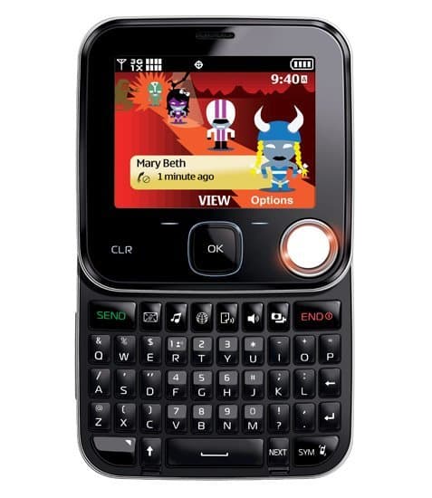 Nokia Twist front view with screen displaying messaging interface and full QWERTY keyboard below